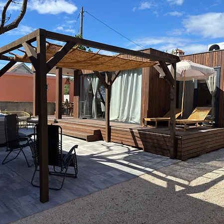 別荘 Luxury Seaside With Jacuzzi And Sauna - 10 Gardens - & Relax Croatia プリヴラカ
