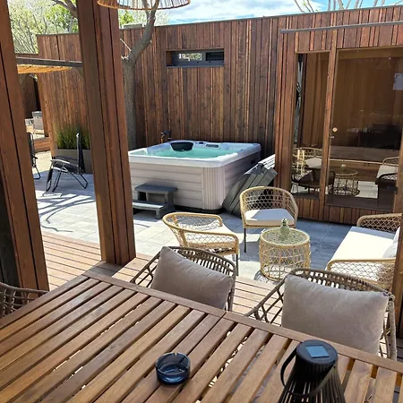 Luxury Seaside With Jacuzzi And Sauna - 10 Gardens - & Relax Croatia