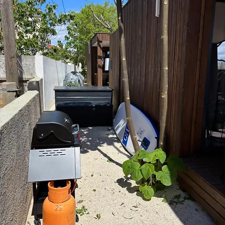 Luxury Seaside With Jacuzzi And Sauna - 10 Gardens - & Relax Croatia 펜션 프리블라카