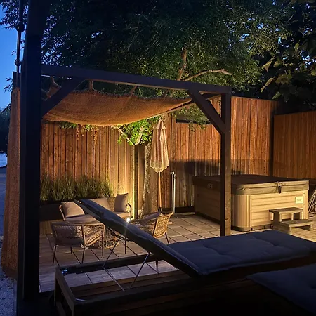 Luxury Seaside With Jacuzzi And Sauna - 10 Gardens - & Relax Croatia *