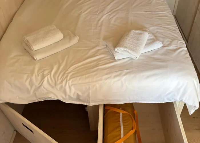 Semesterbostad Luxury Seaside With Jacuzzi And Sauna - 10 Gardens - & Relax Croatia *